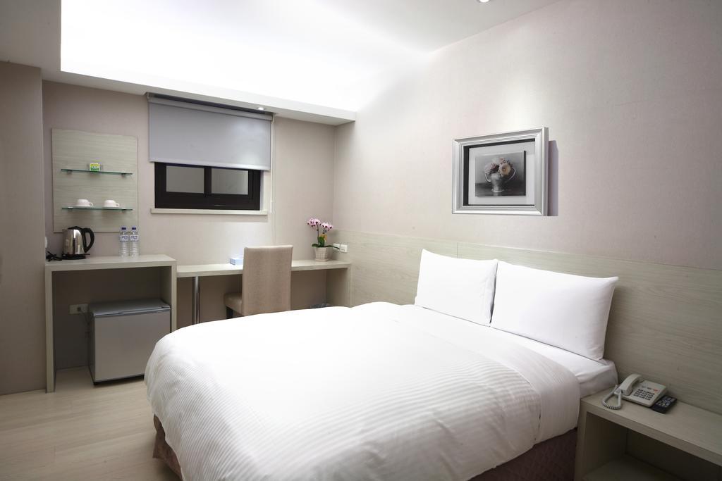 宜都大飯店 Idol Hotel Kao-siung Exteriér fotografie